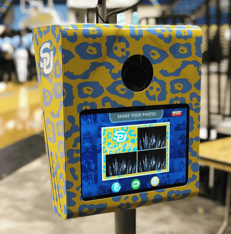 Branded Campus Photo Booth Activation | Lafayette Photo Booth | Ohh Snap